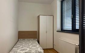 Apartman Holesovice,Balkon,Garaz